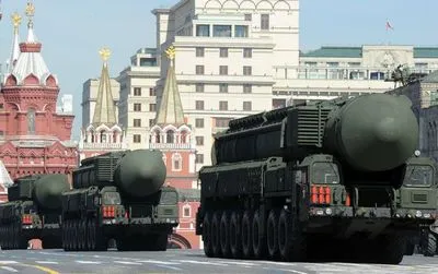 Байден закликав росію відновити роботу з контролю над ядерними озброєннями зі США