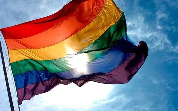 Зеленський відповів на петицію про легалізацію одностатевих шлюбів в Україні