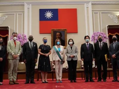 "Підтвердили залізну підтримку": Пелосі підбила підсумки візиту на Тайвань