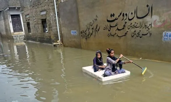 Повені вбили 550 людей у Пакистані під час найсильніших дощів за останні десятиліття
