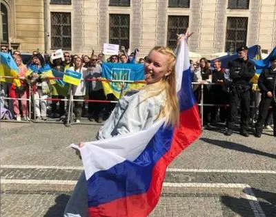 В Австрії рашистка накинулася на українок вигукуючи слова на підтримку війни рф проти України. Росіянка отримала покарання