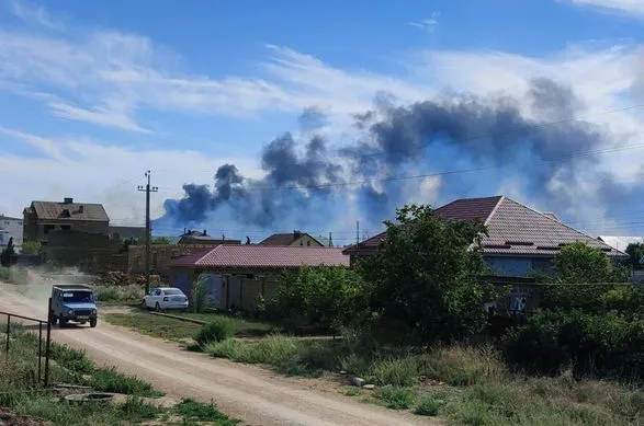 В Крыму в километре от эпицентра взрыва в домах выбило окна