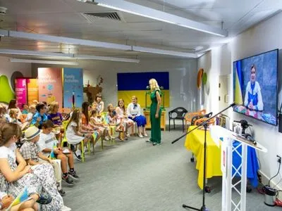 В Великобритании напечатали 16 тыс. книг на украинском для детей временных переселенцев