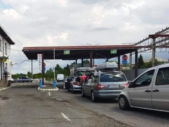 Украинцев предупредили о кратковременном закрытии пункта пропуска на границе с Венгрией