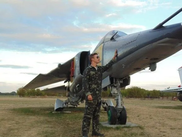 Загинув один із найкращих військових льотчиків України Антон Листопад
