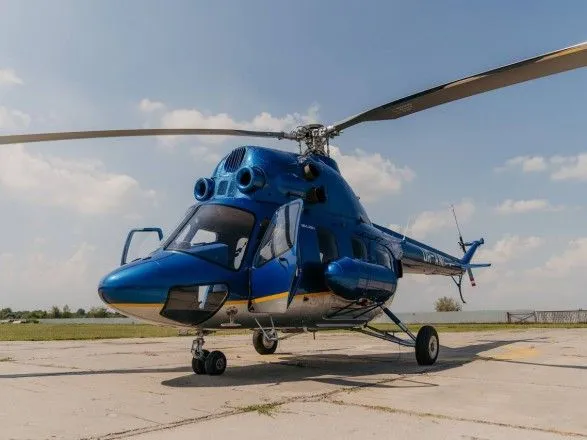 viyskovim-medikam-peredali-gelikopter-pridbaniy-na-pozhertvi-cherez-united24