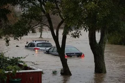Зливи викликали хаос у Новій Зеландії, сотні людей були змушені покинути будинки