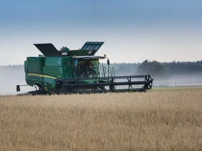 Жатва-2022: украинские аграрии собрали 23,4 млн тонн зерна