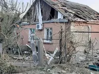 Оккупационные войска вечером обстреляли Никопольский район: сообщают о погибшей и четверых пострадавших