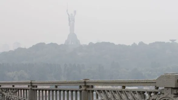 У Київській області сталося загоряння торфу. Містян просять зачинити вікна