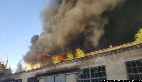 Во Львове произошел пожар на территории бывшего ЛАЗа