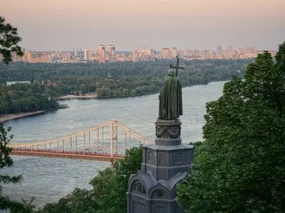 Август установил в Киеве три температурных рекорда