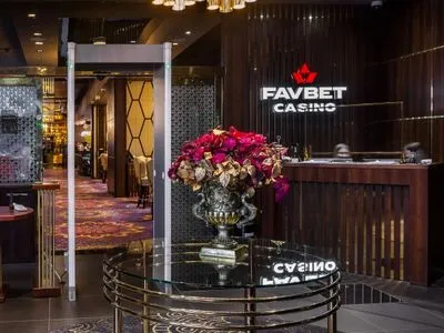 У Києві знову запрацювало найбільше столичне казино – FAVBET Casino у MERCURE Kyiv Congress Hotel