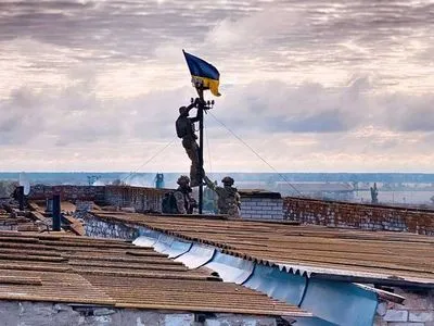 Контрнаступ ЗСУ на Херсонщині: у Високопіллі підняли український прапор