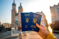 Польша анонсировала введение новых визовых правил для украинцев: кого касается