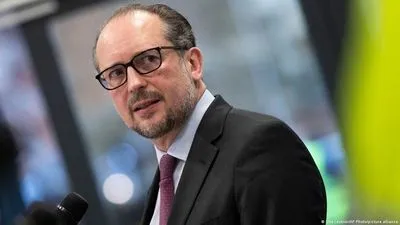 Голова МЗС Австрії: газовий шантаж путіна показав, що санкції проти рф працюють