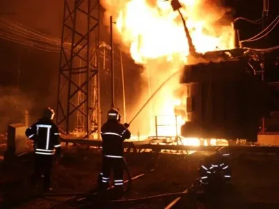 В результате обстрела объекта инфраструктуры Харькова погиб по меньшей мере один человек - СМИ