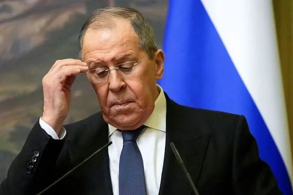 лавров стверджує, що росія не відмовляється від переговорів з Україною