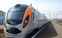 Попри влаштовані рашистами блекаути поїзди між Києвом та Харковом прямують за розкладом