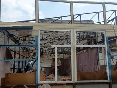 На Київщині відбудують зруйнований російською ракетою молодіжний центр