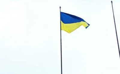 В освобожденном украинскими воинами Изюме подняли Государственный флаг