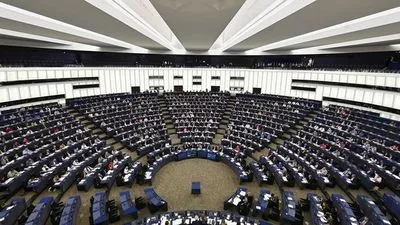 Європарламент заявив, що Угорщина більше не є "повною демократією"