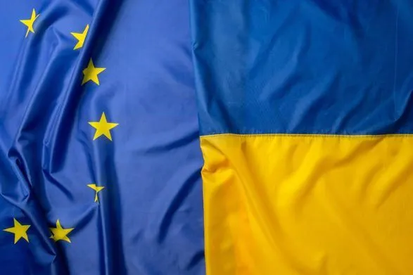 Украина получила первые платежи в размере 500 млн евро немедленной помощи от ЕИБ