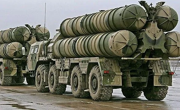 В Запорожской ОГА подтвердили "прилеты": ракетным атакам подвергся ряд сел