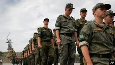 У росії військові комісари забороняють виїжджати з областей тим, хто перебуває в запасі: справа торкнулася і окупованого Криму