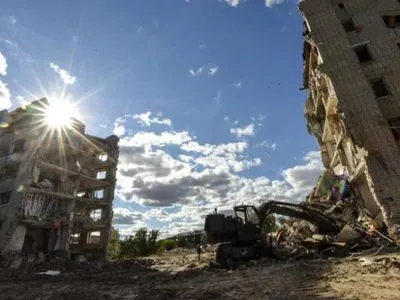 Ситуація в Ізюмі близька до апокаліптичної: в центральній частині міста все зруйновано