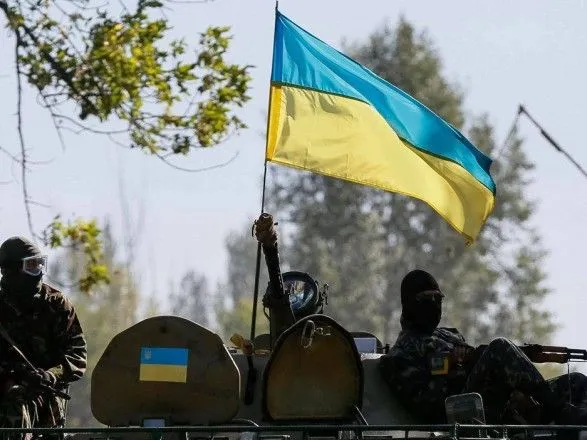 Украинские защитники уничтожили более 40 оккупантов и 3 вражеских танка