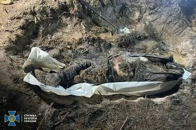 "Закопал тело в лесу": СБУ задержала оккупанта-ката из Бучи