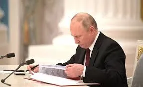 путин подписал указы о признании Херсонской и Запорожской областей независимыми территориями