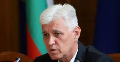 Болгария отказывается поставлять Украине тяжелое вооружение