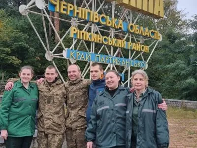 Наши дома: из российского плена освободили четырех морпехов и двух гражданских