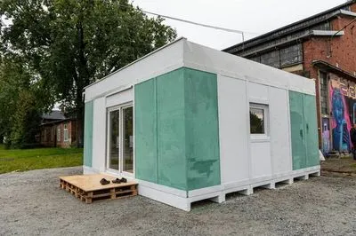 У Польщі презентували прототип модульного будинку для українських біженців: який він має вигляд