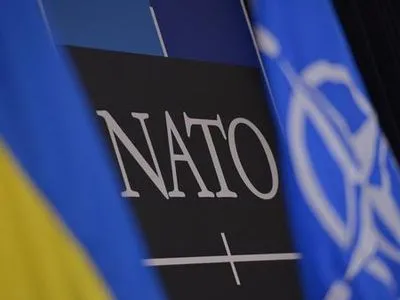 “путін стратегічно програв” – політолог про подачу заявки України на членство в НАТО
