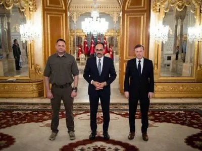 Єрмак зустрівся з радниками Байдена та Ердогана у Туреччині