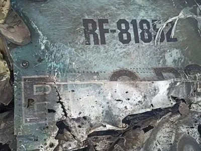 У звільненому Лимані знайшли уламки російського винищувача Су-34: військові показали фото
