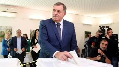 Вибори президента Республіки Сербської: лідер боснійських сербів Мілорад Додік перемагає