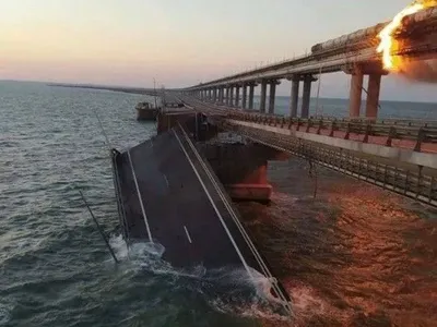 В сети показали масштабы разрушений на крымском мосту