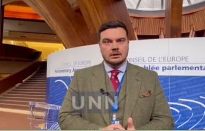 Це скотство: заступник члена делегації у ПАРЄ про рішення Червоного Хреста призупинити роботу в Україні