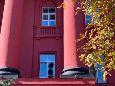 Ракетна атака на Київ: пошкоджено будівлі університету Шевченка