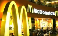 McDonald's опубликовал список заведений, которые возобновили работу в Киеве после вчерашних обстрелов