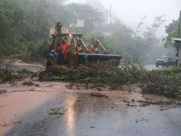 Десятки людей погибли из-за урагана "Джулия" в Центральной Америке