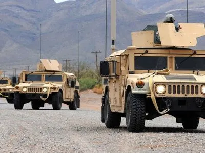 США відправлять в Україну боєприпаси та бронемашини Humvee в рамках пакету допомоги на 725 млн доларів - ЗМІ