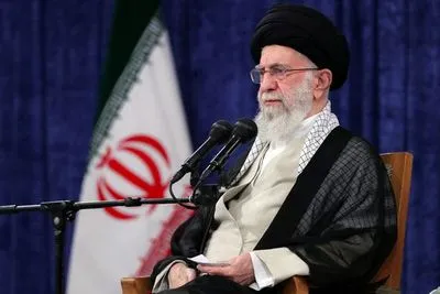 Верховний лідер порівняв Іран із "могутнім деревом", яке неможливо викорчувати