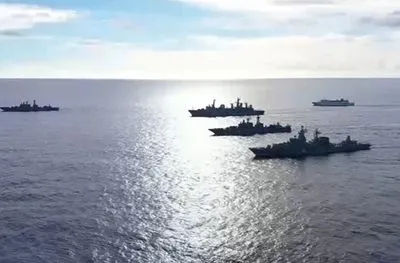 Группировка врага в Черном море - 9 кораблей и катеров