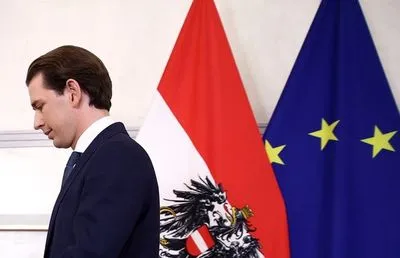 Президент Австрии призвал к реформам после новых разоблачений в скандале о взяточничестве бывшего канцлера Курца