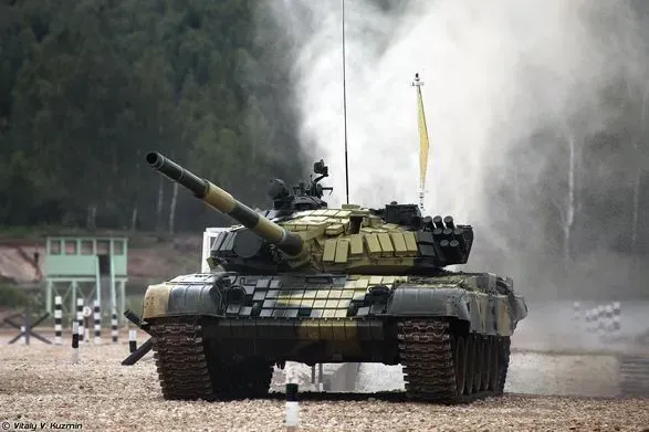 lukashenko-peredav-rf-sche-24-tanki-t-72a-monitoringova-grupa